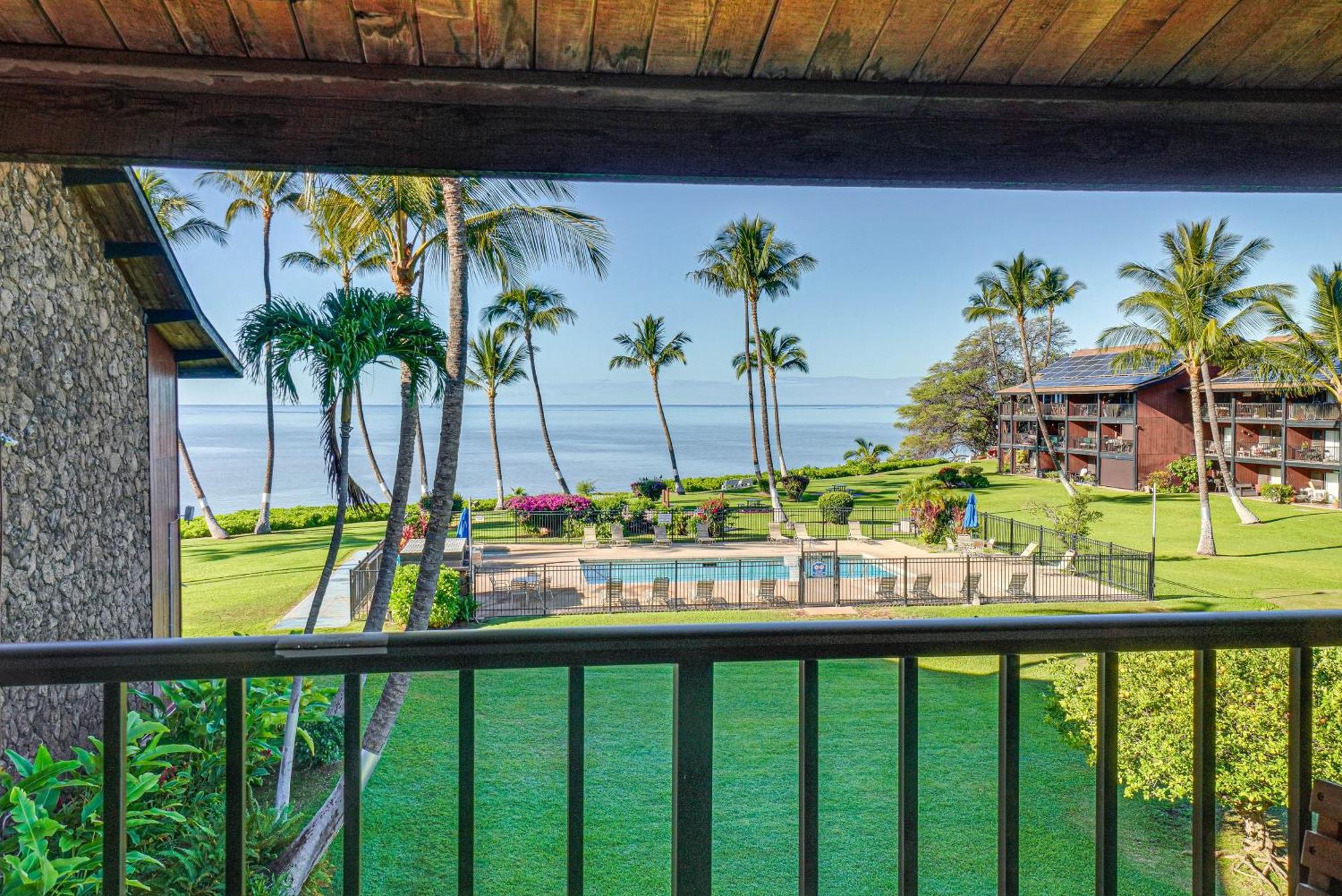 Molokai Island Loft Lanai, Pool And Walk To Beach! Kaunakakai Exterior photo
